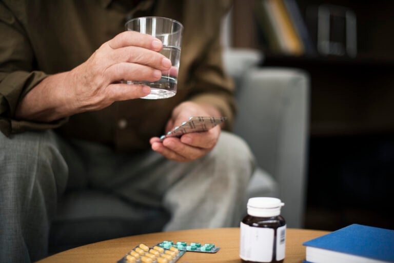 medicines-drugs-pharmaceutical-treatment-1