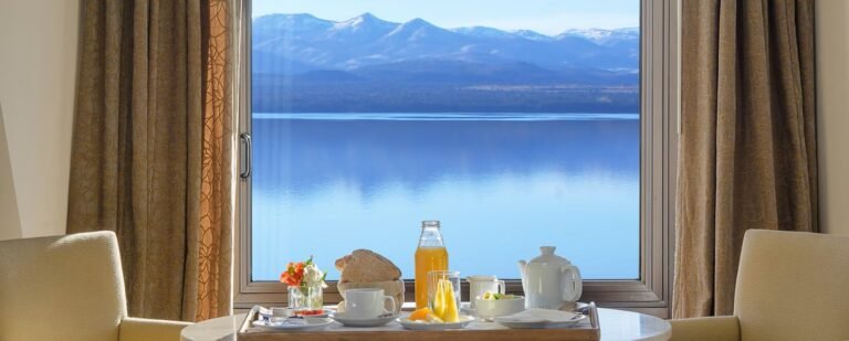 Vista-de-uma-das-janelas-do-NH-Bariloche-Edelweiss