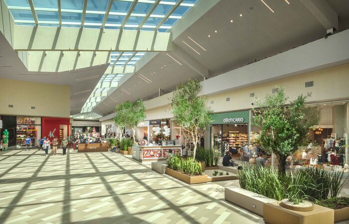 Lojas-Plaza-Campos-Gerais-2-