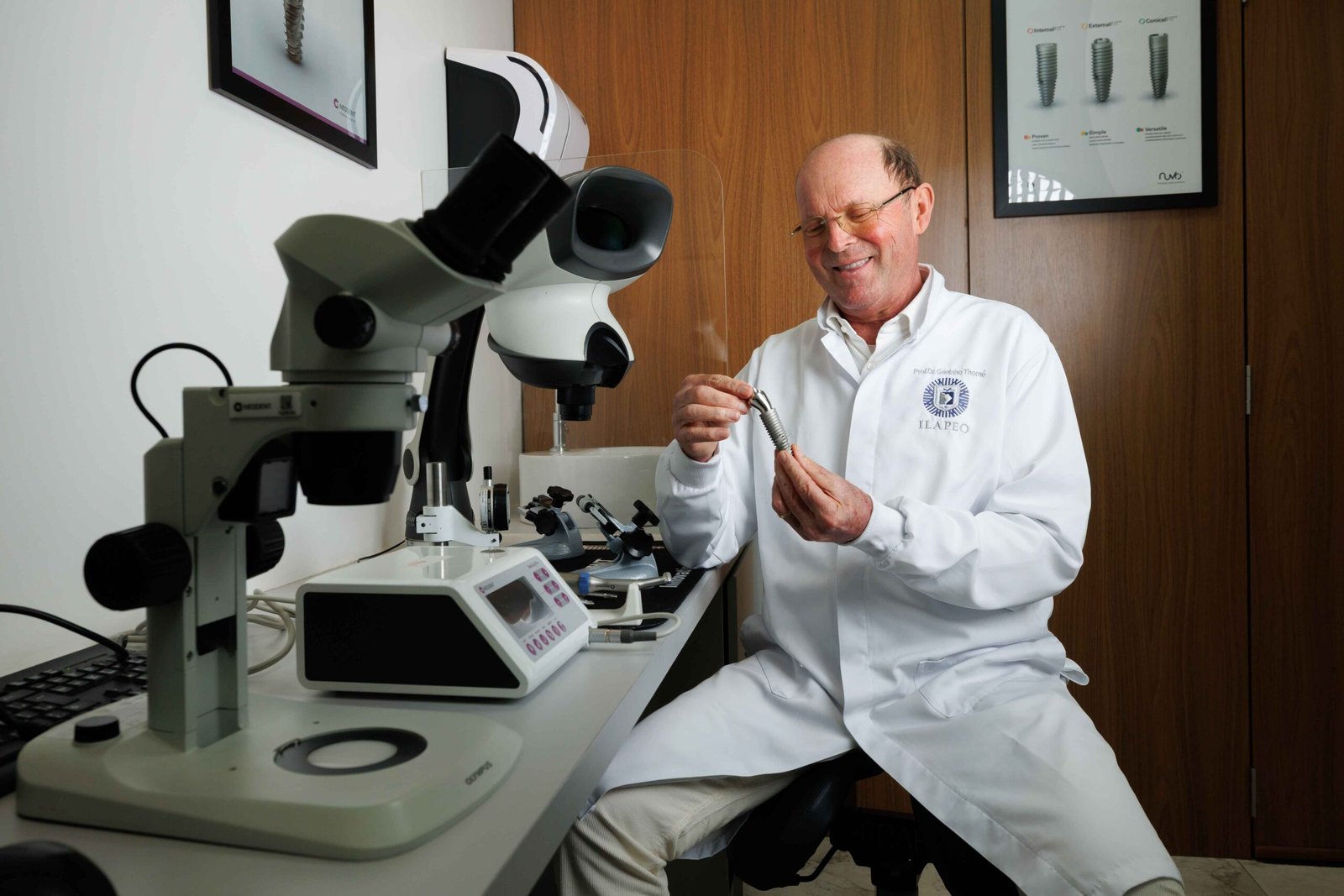Dr. Geninho Thomé, fundador da Neodent.